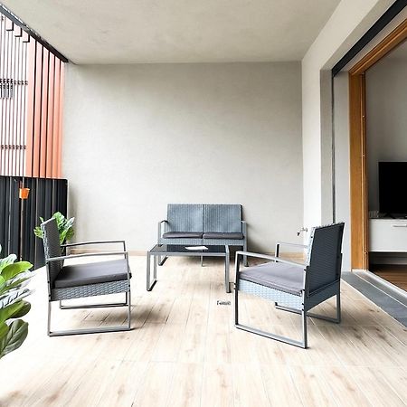 מילאנו Comecasa Modern Terraced & Palestra Apartment מראה חיצוני תמונה