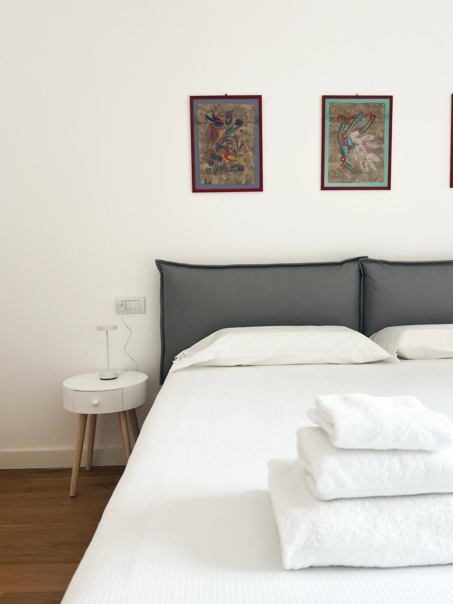 מילאנו Comecasa Modern Terraced & Palestra Apartment מראה חיצוני תמונה