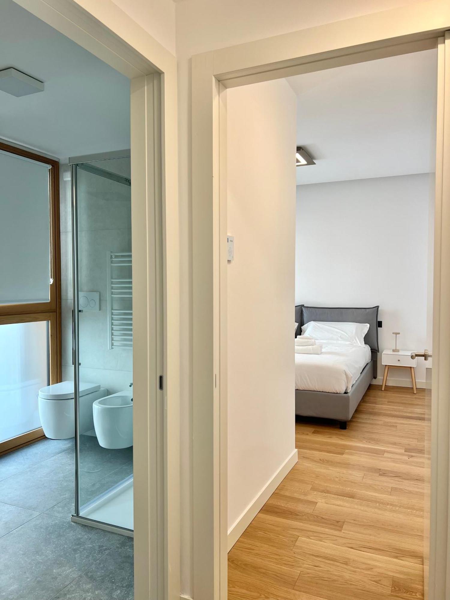 מילאנו Comecasa Modern Terraced & Palestra Apartment מראה חיצוני תמונה