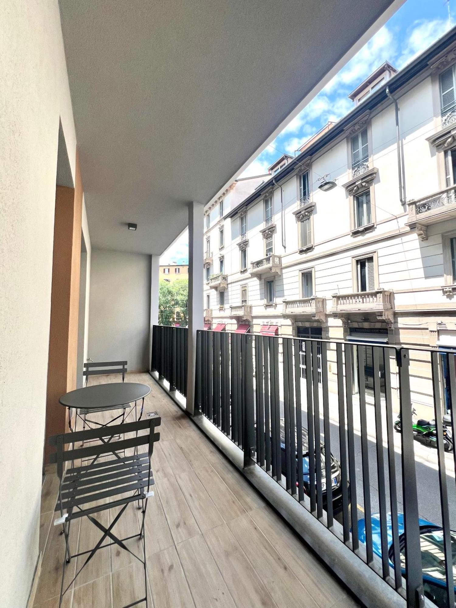 מילאנו Comecasa Modern Terraced & Palestra Apartment מראה חיצוני תמונה